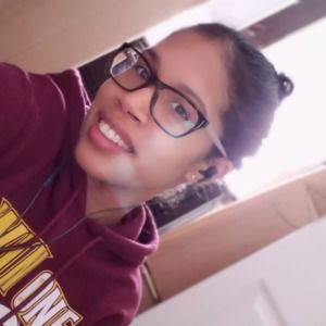 Meet your Posher, Angelica